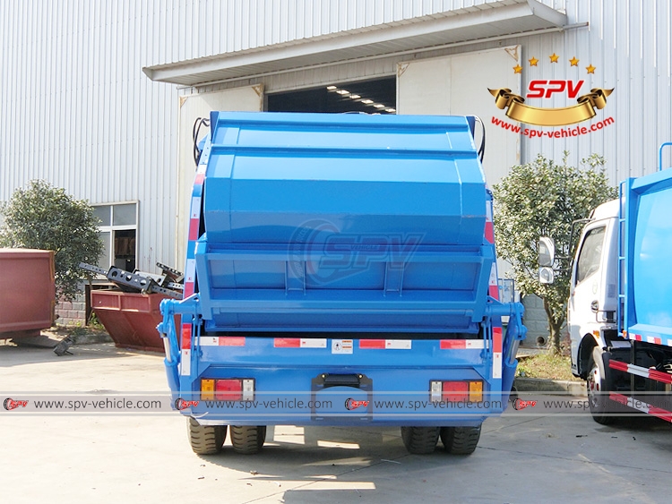 8 CMB Compactor Garbage Truck Sinotruk - B